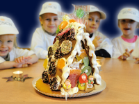 Hexenhausbasteln 2011